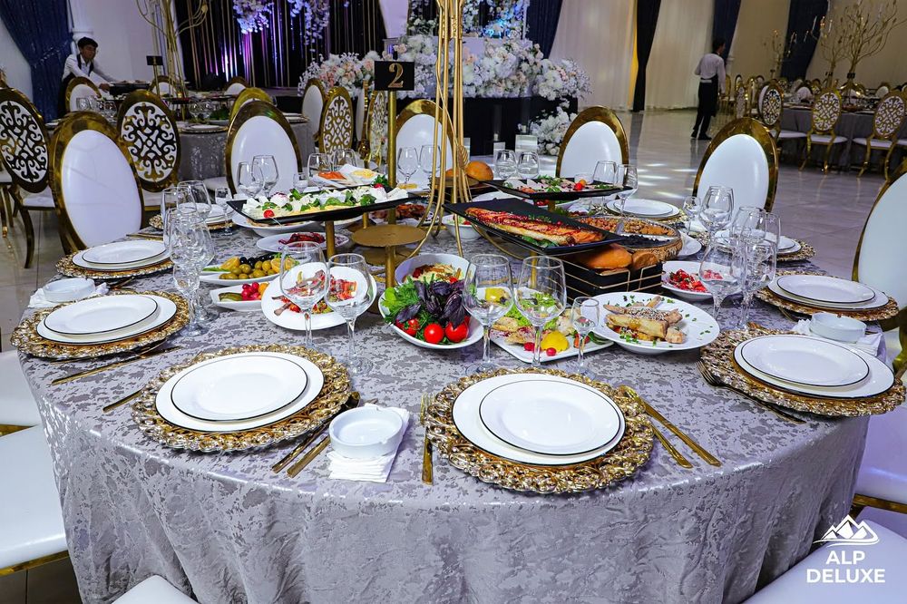 Alp Deluxe – Şadlıq sarayı