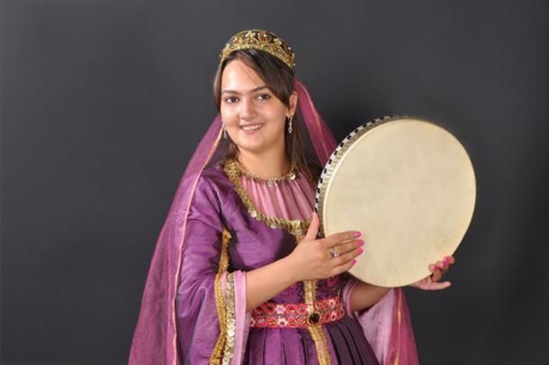 Güllü Muradova – Müğənni