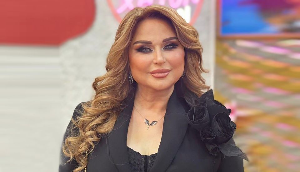 Mələkxanım Əyyubova – Müğənni