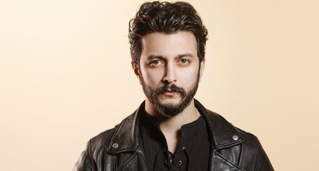 Mərdan Kazımov – Müğənni