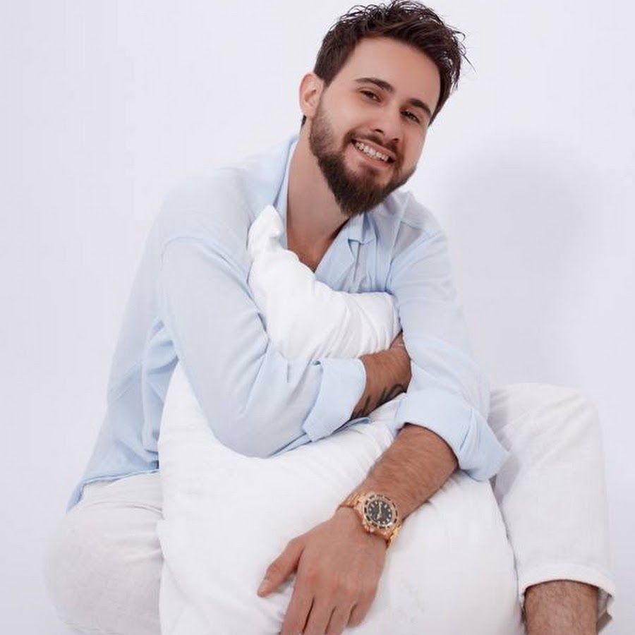 Nihad Məlik – Müğənni