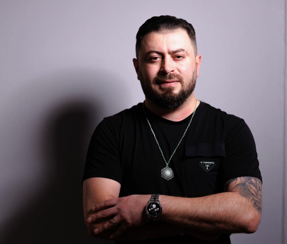 Qurd – Müğənni