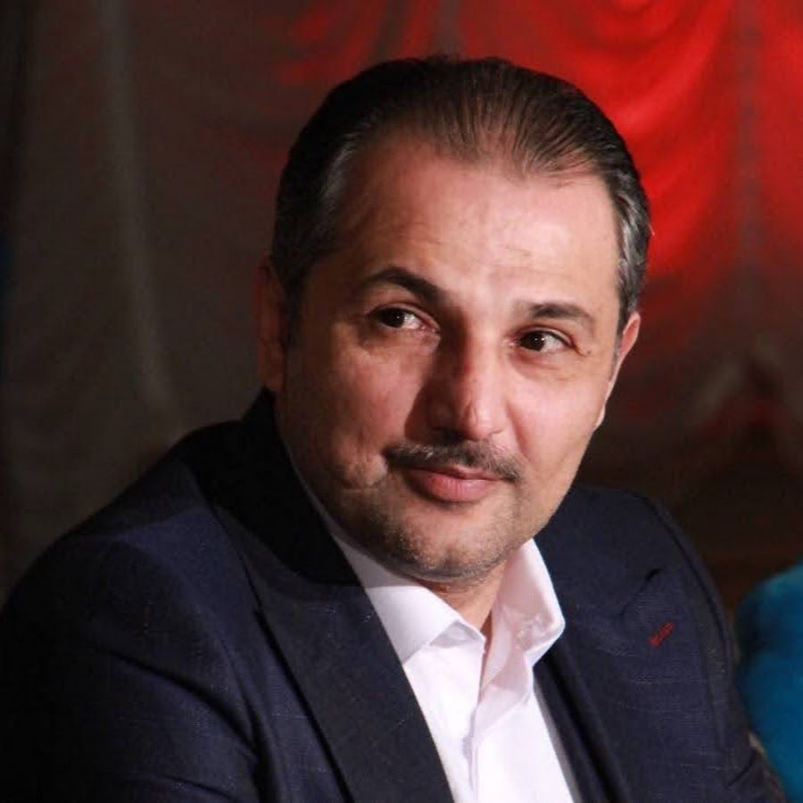 Vüqar Əbdülov – Müğənni